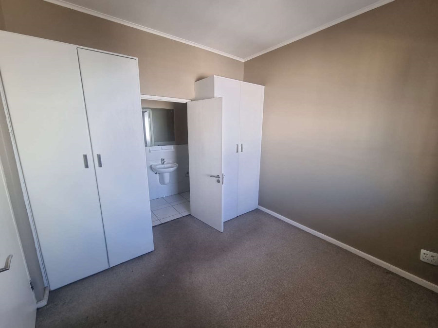 To Let 1 Bedroom Property for Rent in Mowbray Western Cape